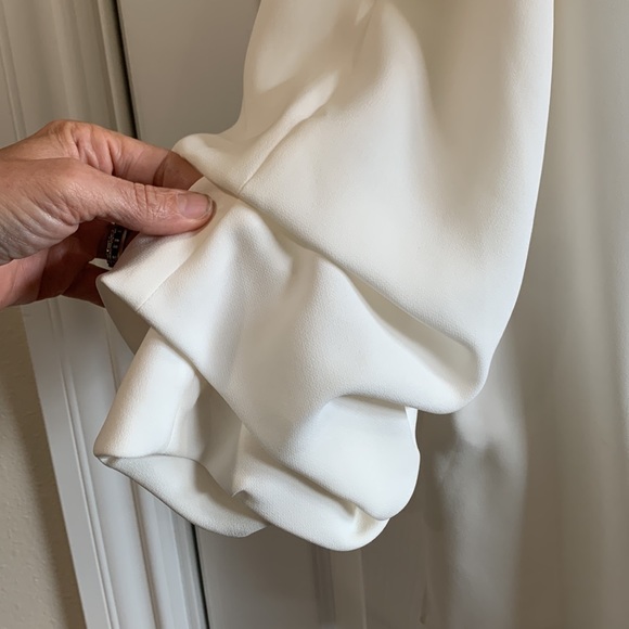 Beautiful Lafayette 148 Blouse - Picture 3 of 4